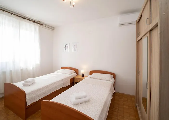 Nyaraló Gorgeous In *