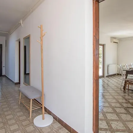 Gorgeous In Nyaraló