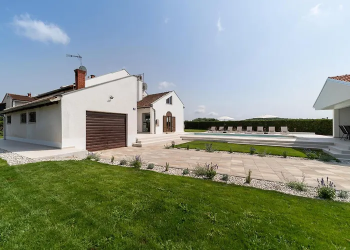 Holiday home Gorgeous In